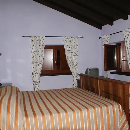 Del Barco Bed & Breakfast *